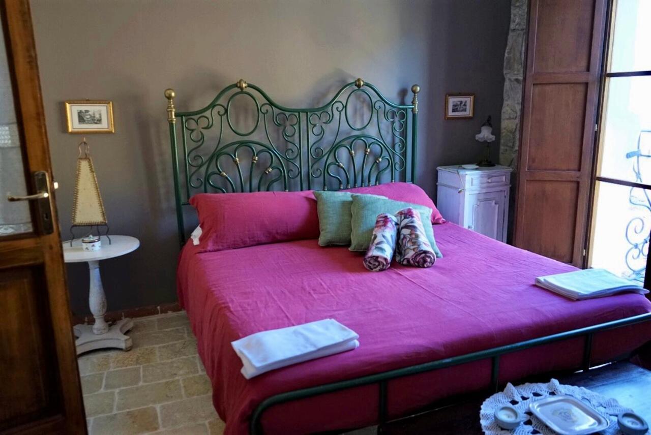 Borgo Manca Suite Sasso di Castalda Bagian luar foto
