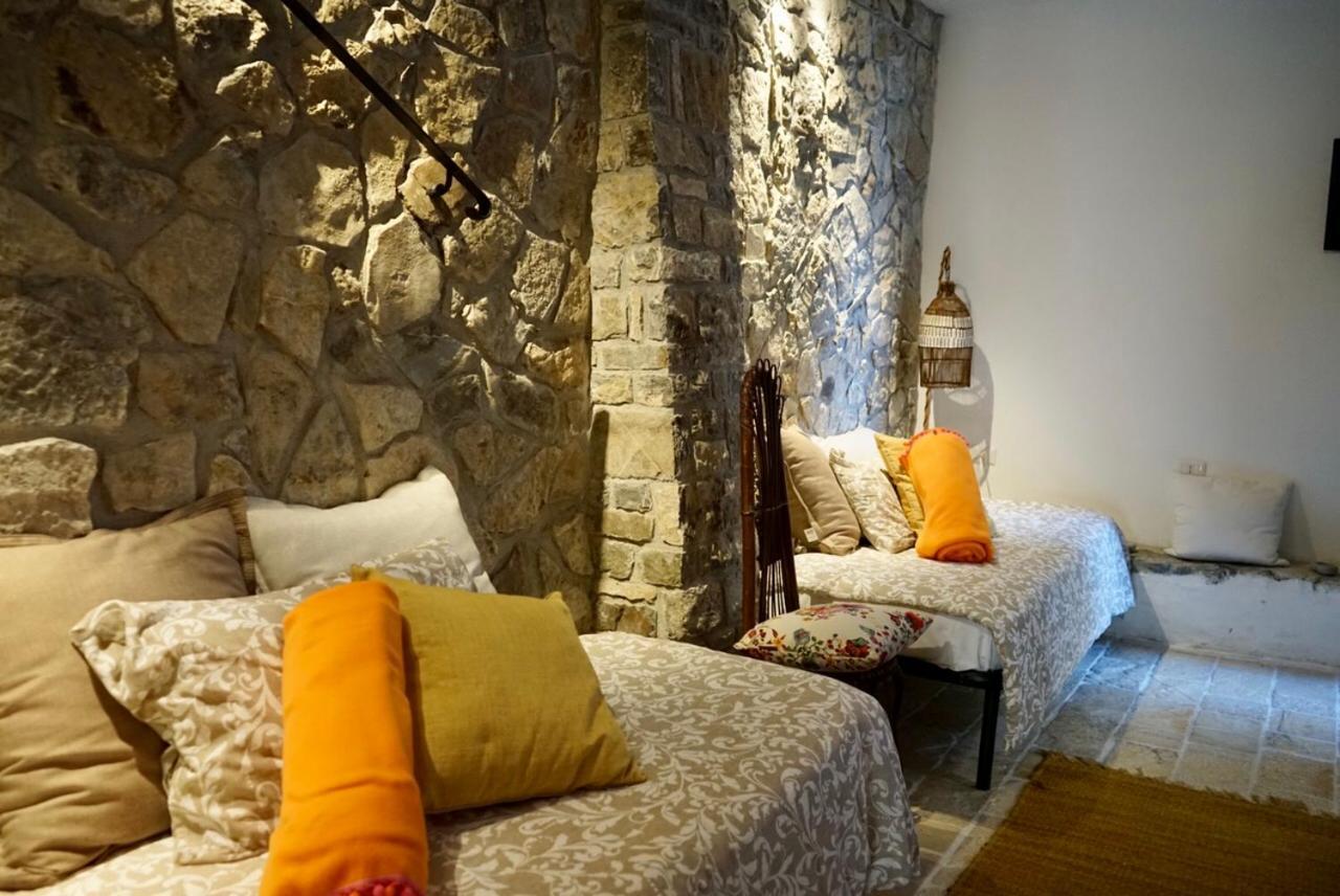 Borgo Manca Suite Sasso di Castalda Bagian luar foto